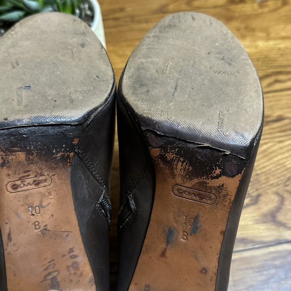 Coach Calf Leather Ankle Boots w/ Buckle Detail Size 10 B - Picture 9 of 10